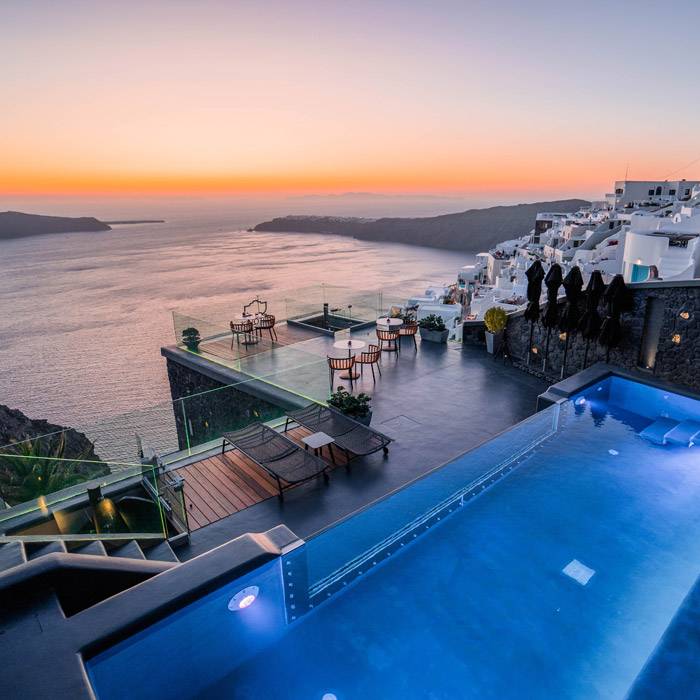 Luxury Hotel Kivotos Santorini 1