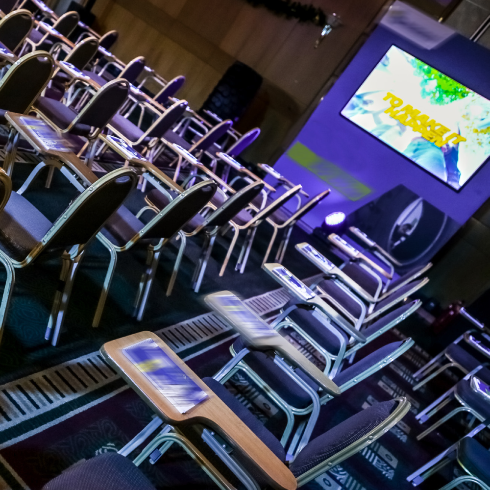 LUXURY HEAVENS WEBSITE meetings & events-9 LUXURY HEAVENS WEBSITE meetings & events